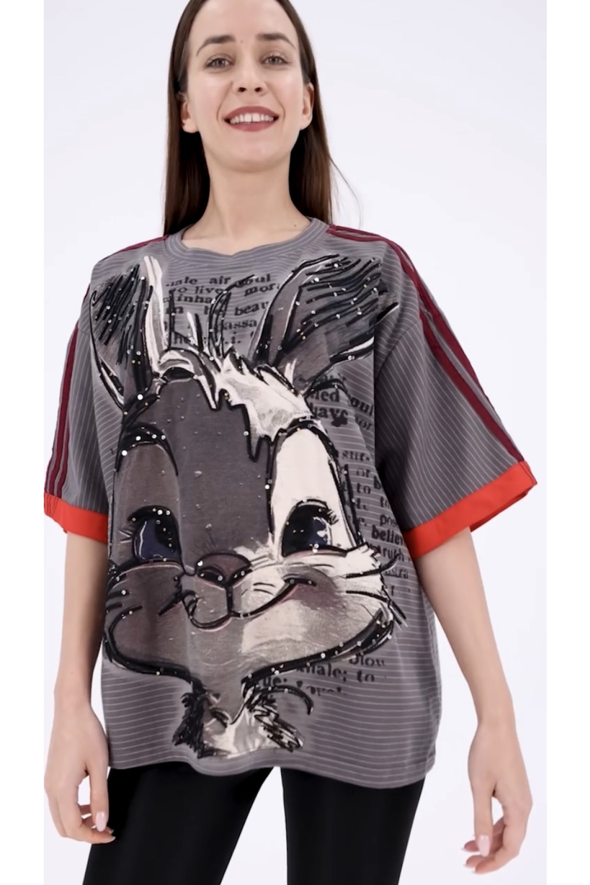 Bugs Bunny Karakter Baskılı Payet Detaylı Şeritli Spor Tişört - Gri/Kırmızı