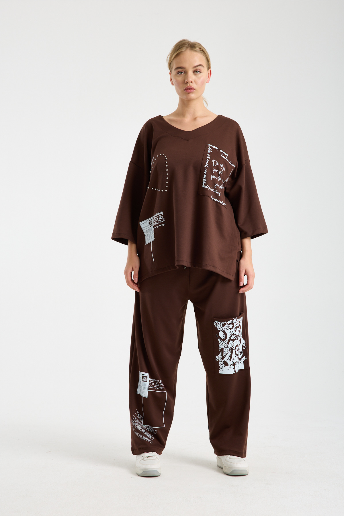 Kadın Büyük Beden Acı Kahve Yazı Baskılı ve Taş İşlemeli İkili Takım